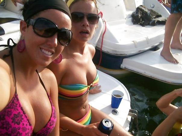 12P Amateur Big Tits Non Nude