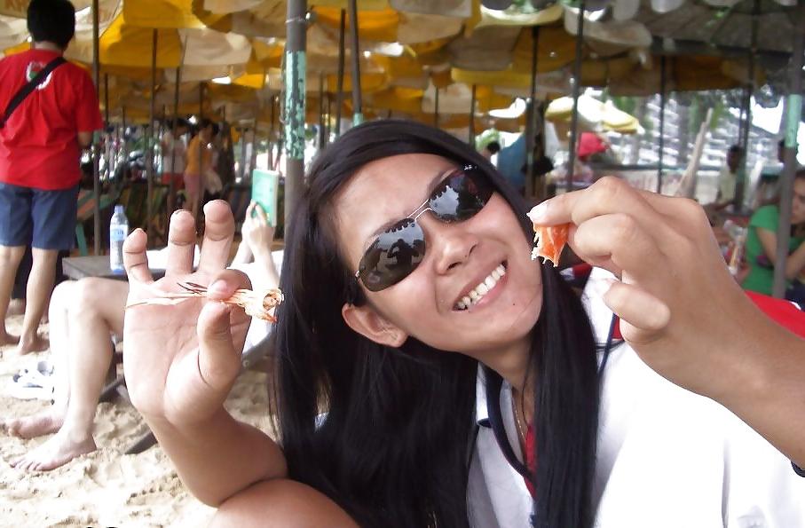 25P Little Ladyboy Nonny from Pattaya 