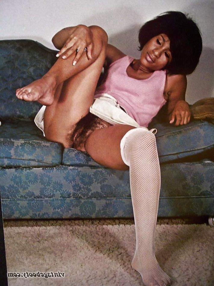 25P Ebony Classic & Vintage Pussy Collection 1