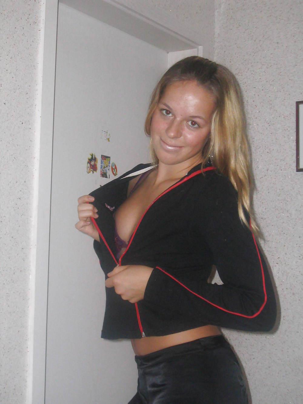 25P Franziska B. Studentin in Magdeburg (Non-Nude)