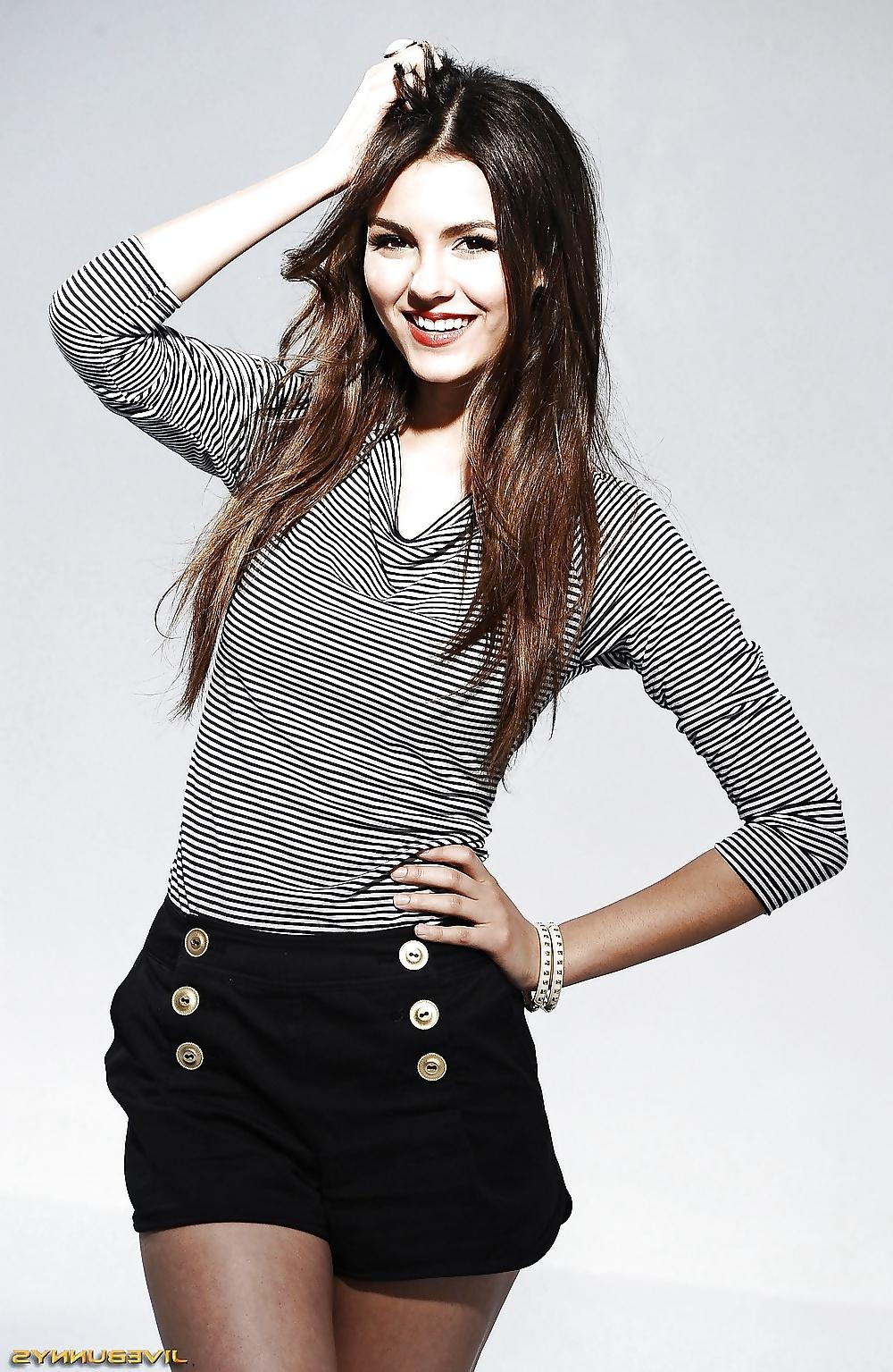 25P Victoria Justice