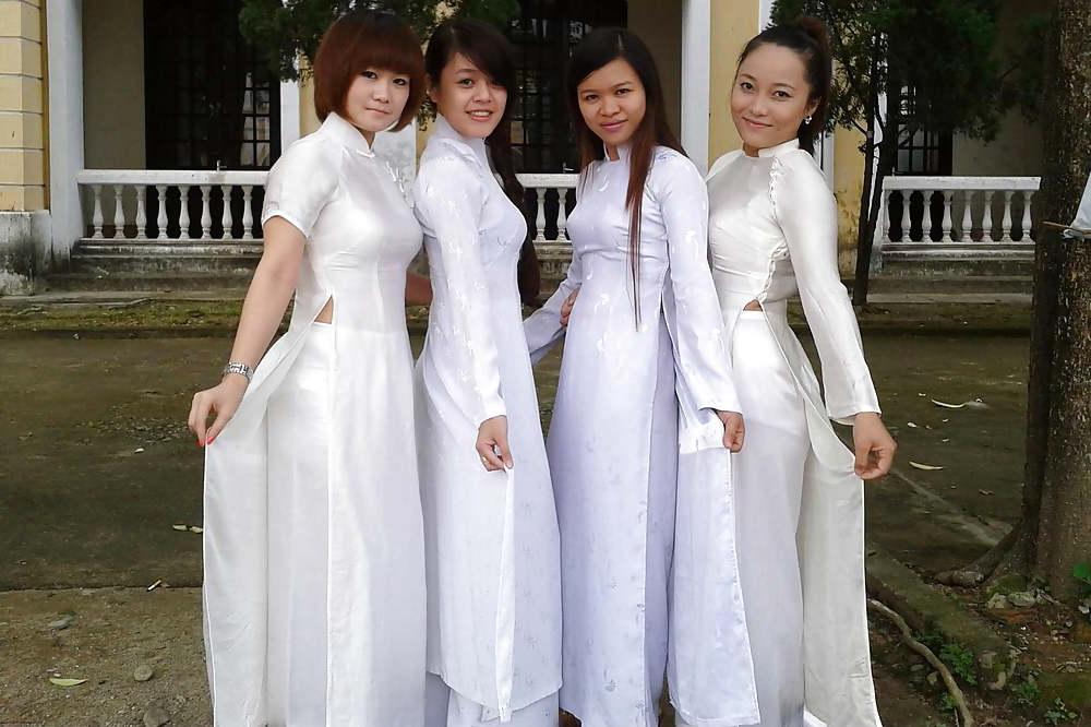 25P Vietnamese - Ao dai