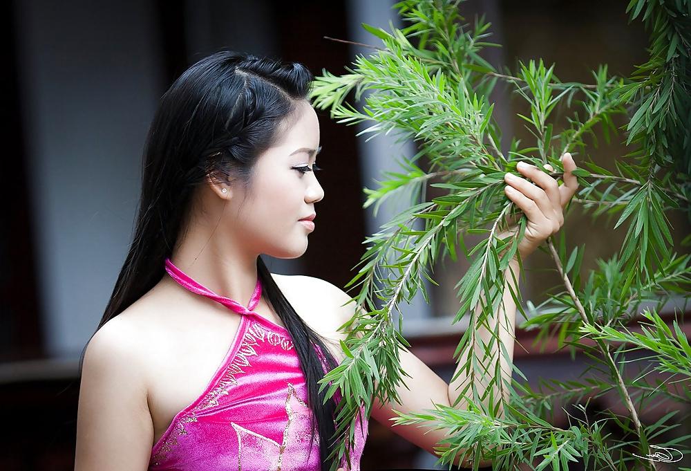 25P Vietnamese - Ao dai