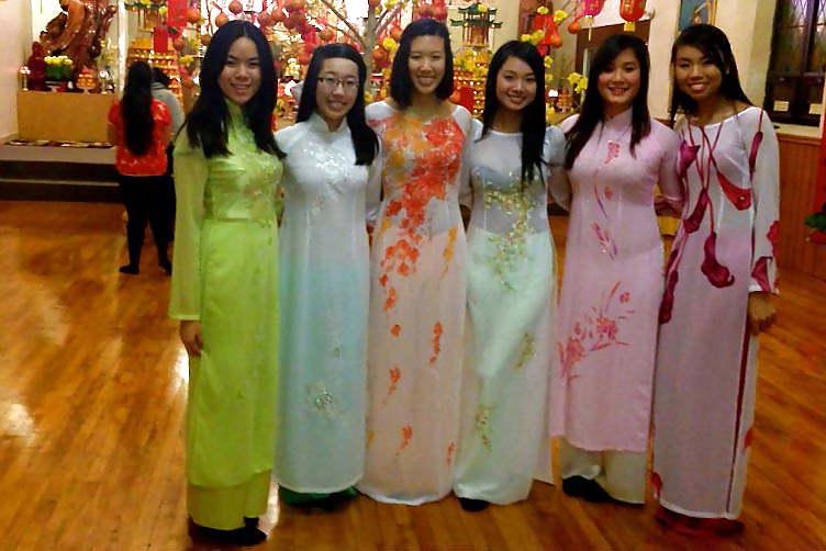 25P Vietnamese - Ao dai