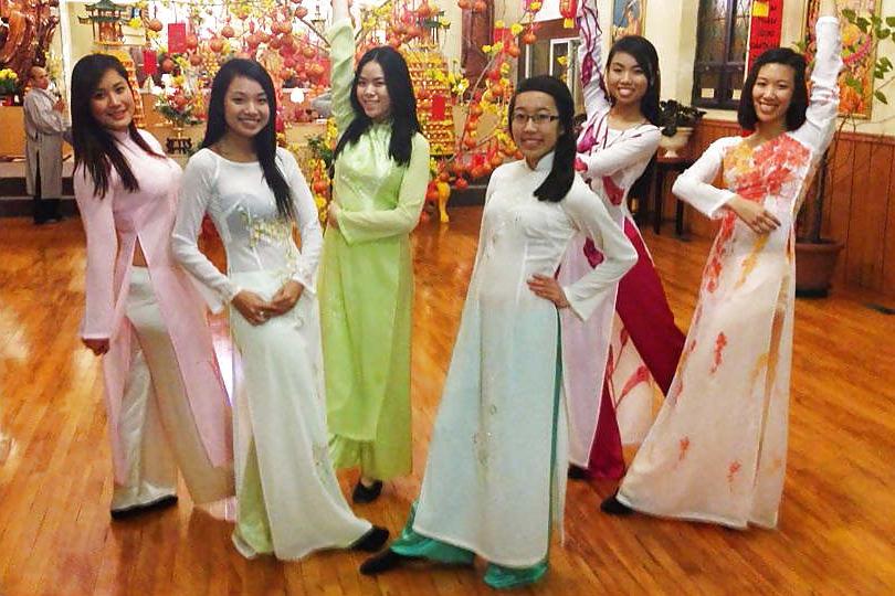 25P Vietnamese - Ao dai