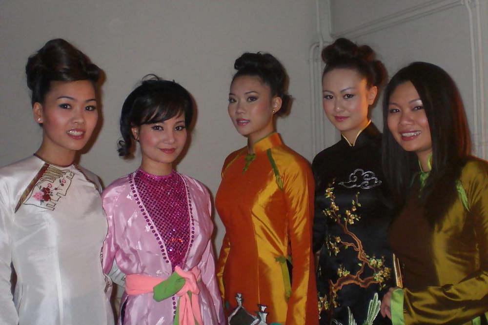 25P Vietnamese - Ao dai