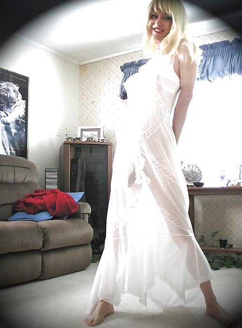 25P Upskirt Tgirls!
