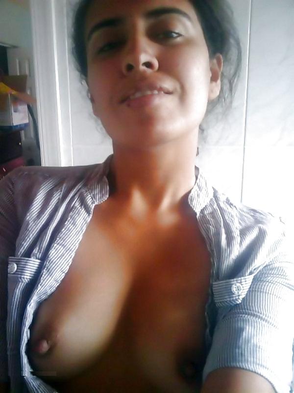 14P Amateur Indian Bitches