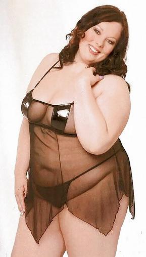 6P BBW in Lingerie