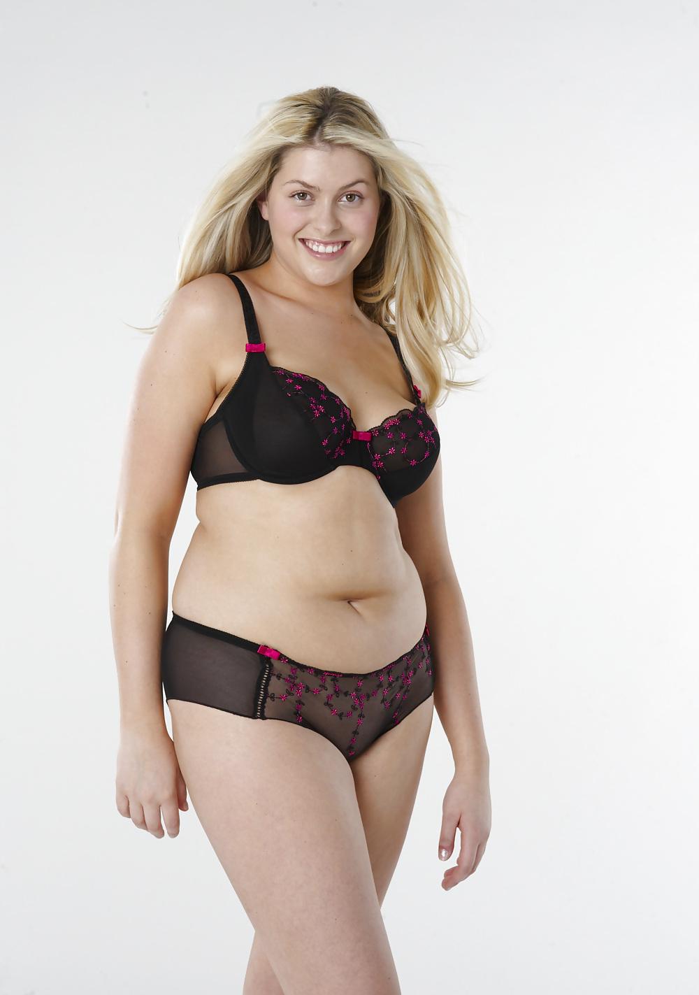 6P BBW in Lingerie