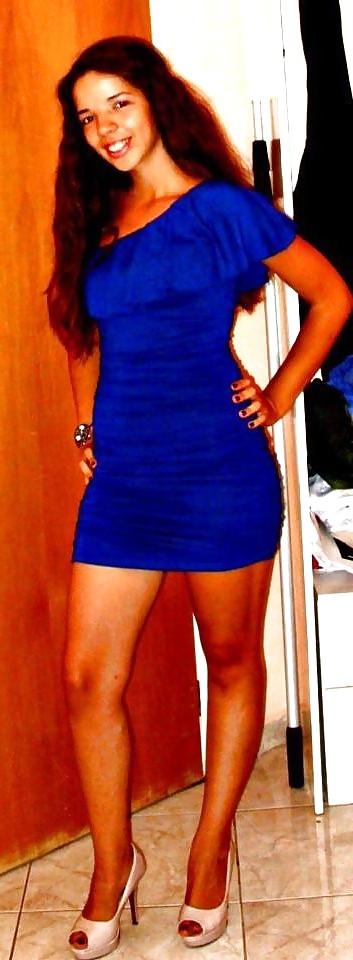 24P Hot Greek girls
