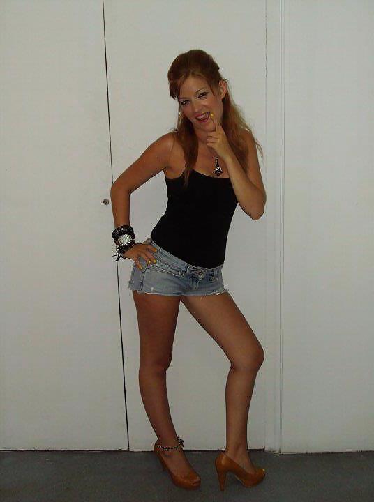 24P Hot Greek girls