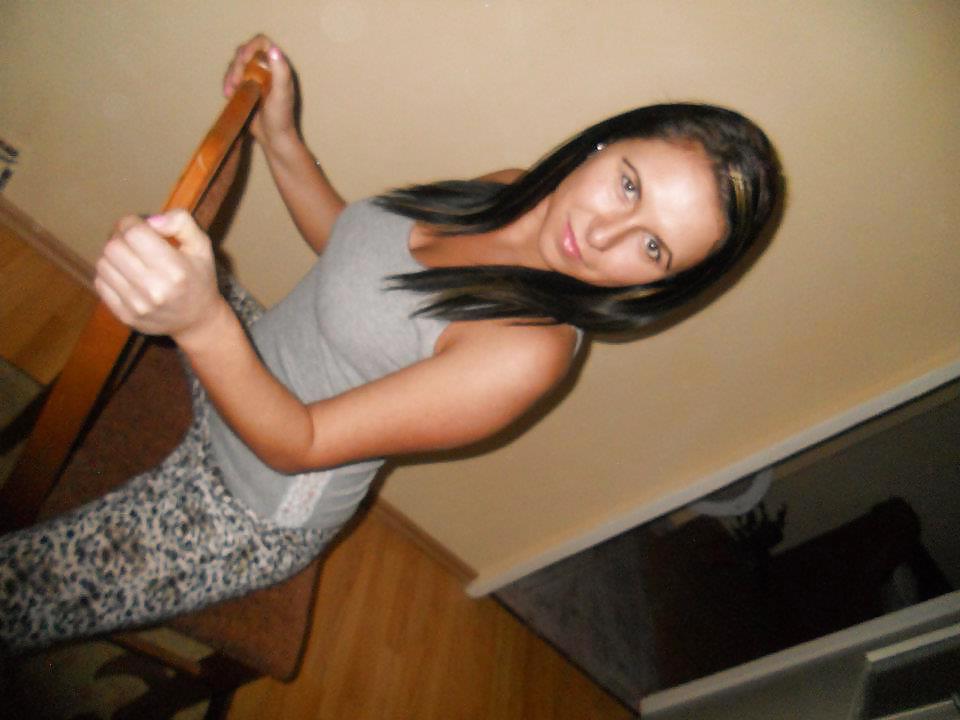 14P Romanian: laura