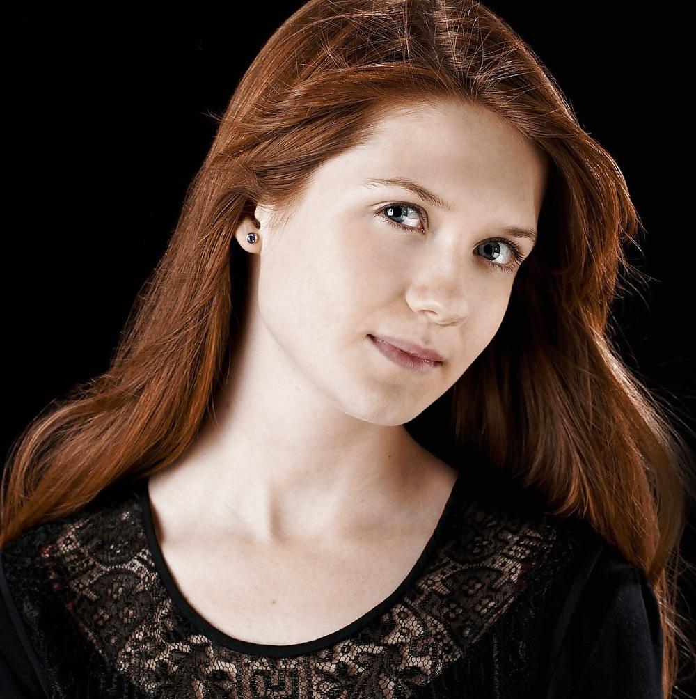 25P The Girls Of Hogwarts