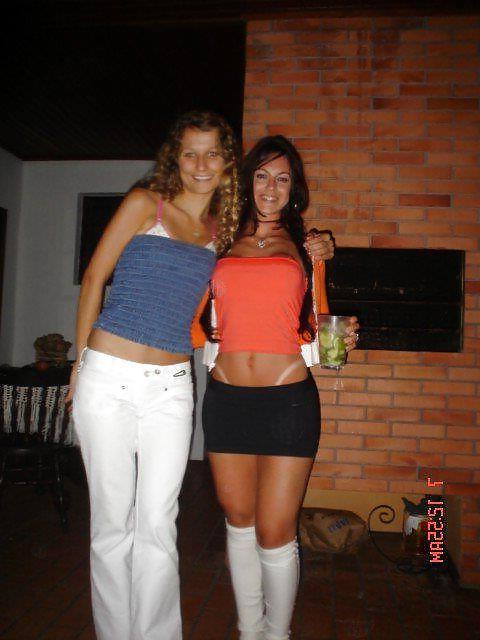 9P Greek girl: Valia