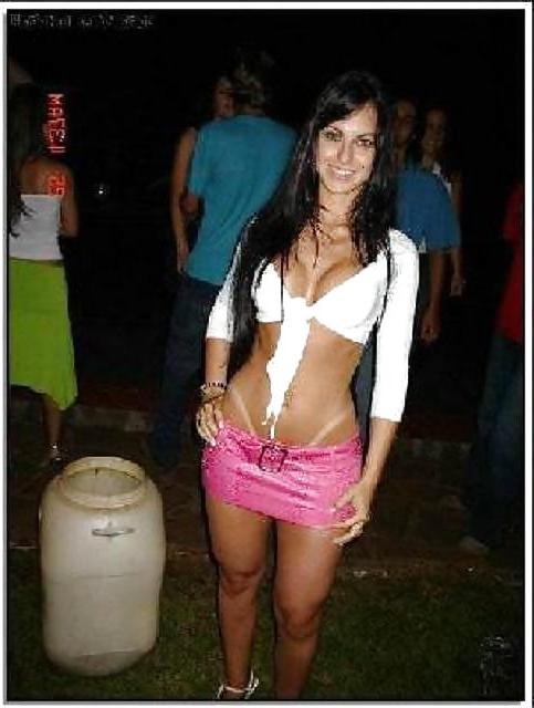 9P Greek girl: Valia