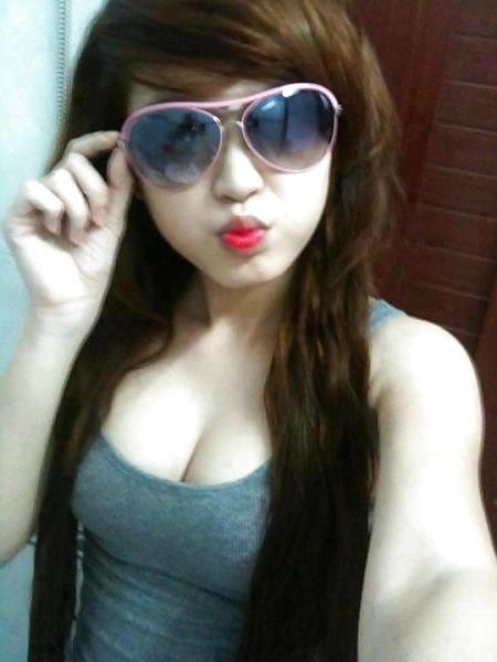 20P Hot Asian Babes 3