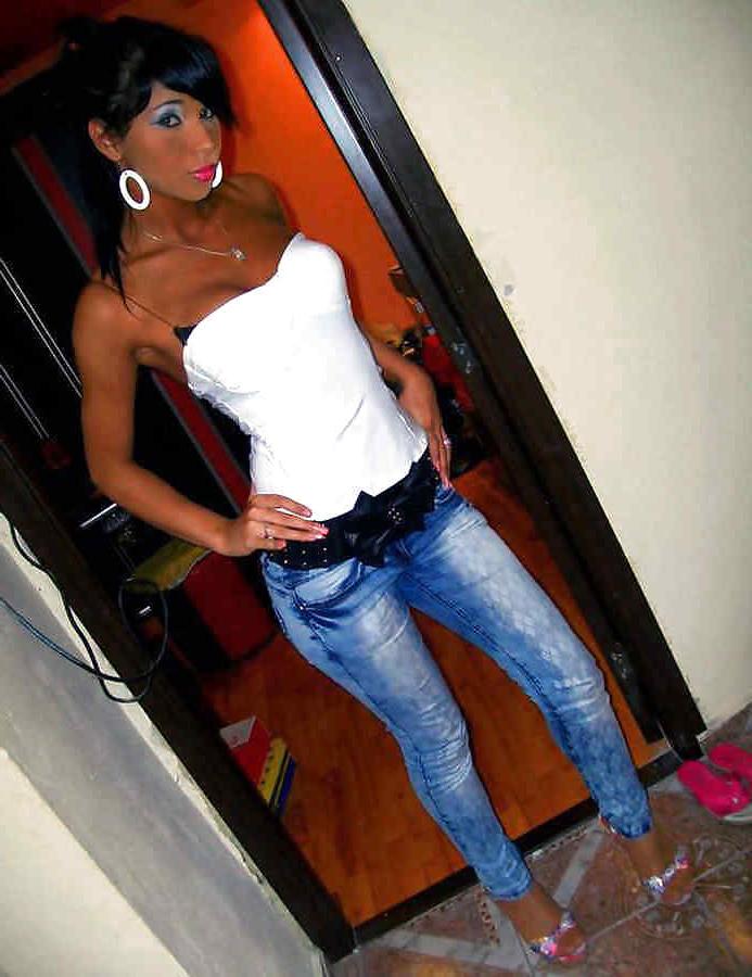 18P Plastic Teenage Slut (NoN-Porn) by DarKKo