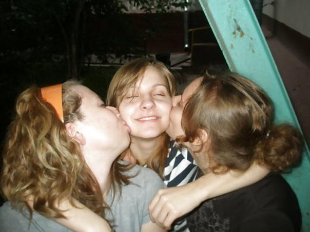 25P Russian Schoolgirl Lesbian