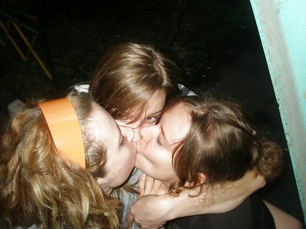 25P Russian Schoolgirl Lesbian