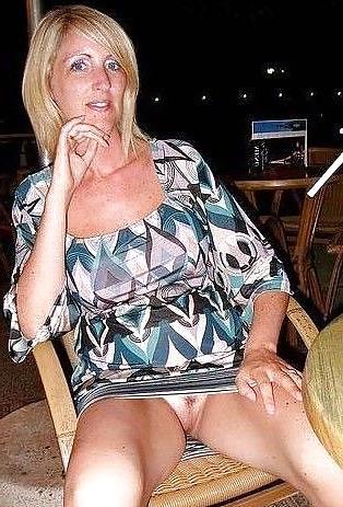 25P No Panties Babes 12 ( Milfs) By TROC