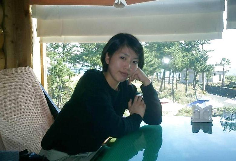 12P Wet Asian gf