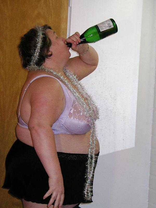 20P Grandma her saggy tits.