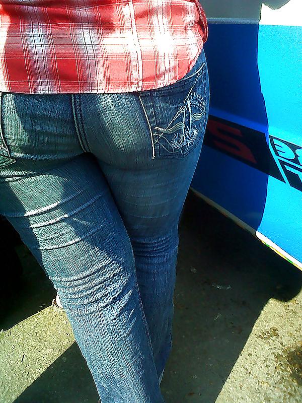 25P Candid ass addiction II