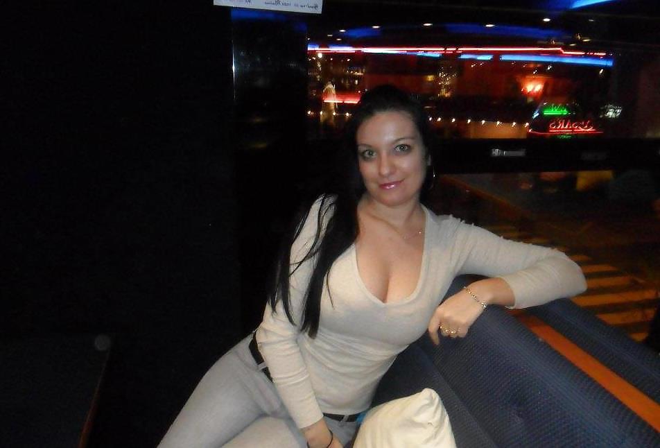 9P Romanian: Monica