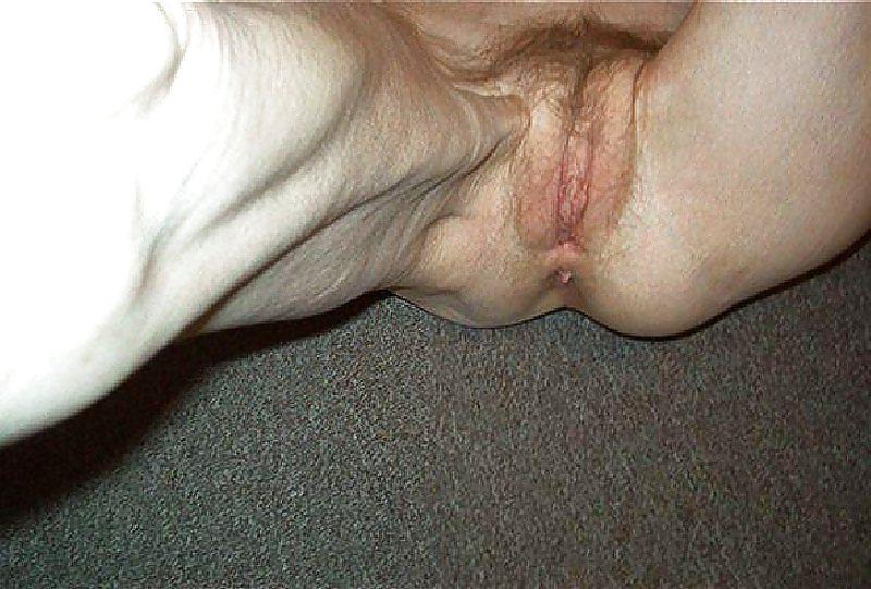 24P EXTREMELY SKINNY AND VERY OLD HAIRY GRANNY