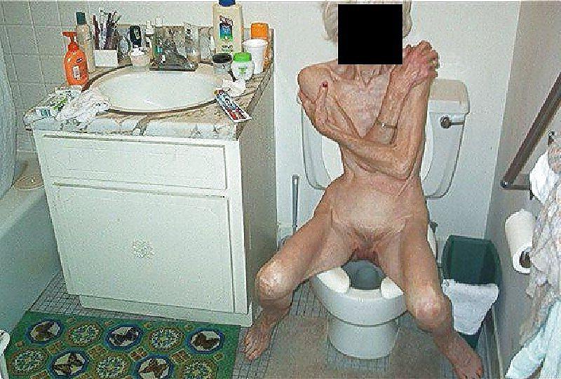 24P EXTREMELY SKINNY AND VERY OLD HAIRY GRANNY