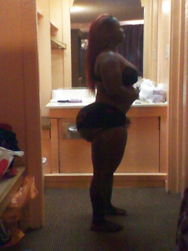 25P Ebony Booty