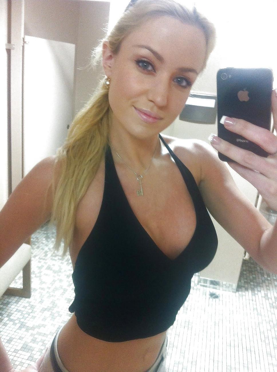 15P Nice (non nude) girls 80