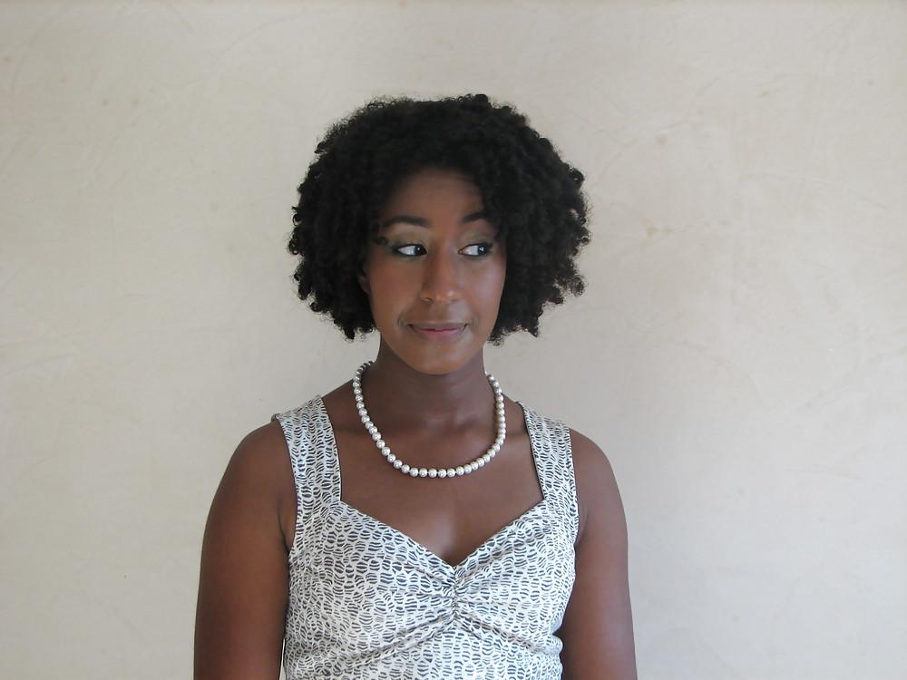19P Houda Morocco (Black) Girl Cun On Her