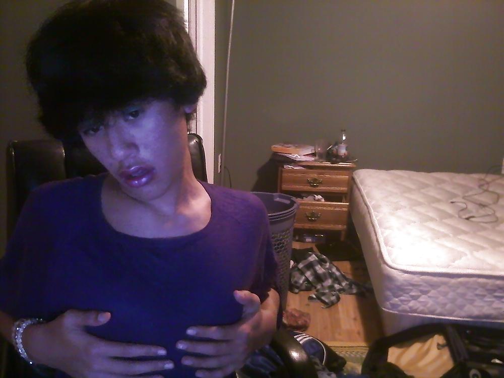 25P Asian CrossDresser