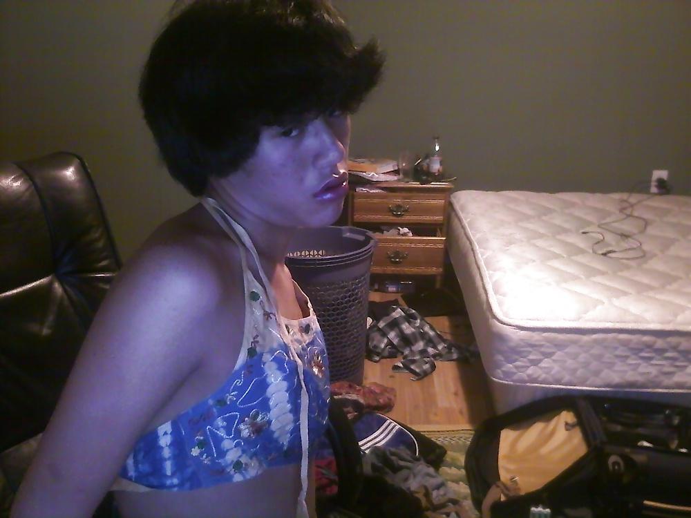 25P Asian CrossDresser