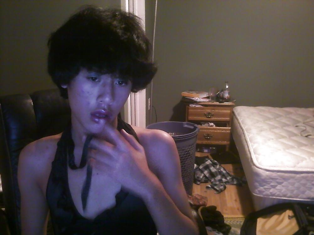 25P Asian CrossDresser
