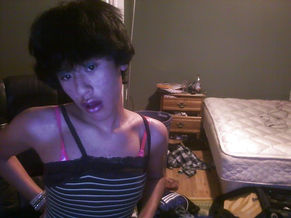 25P Asian CrossDresser