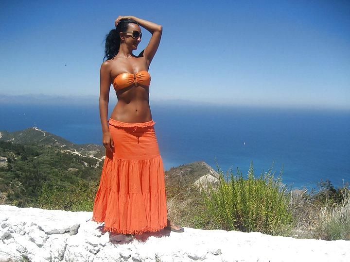 10P Greek Girl Dj01 