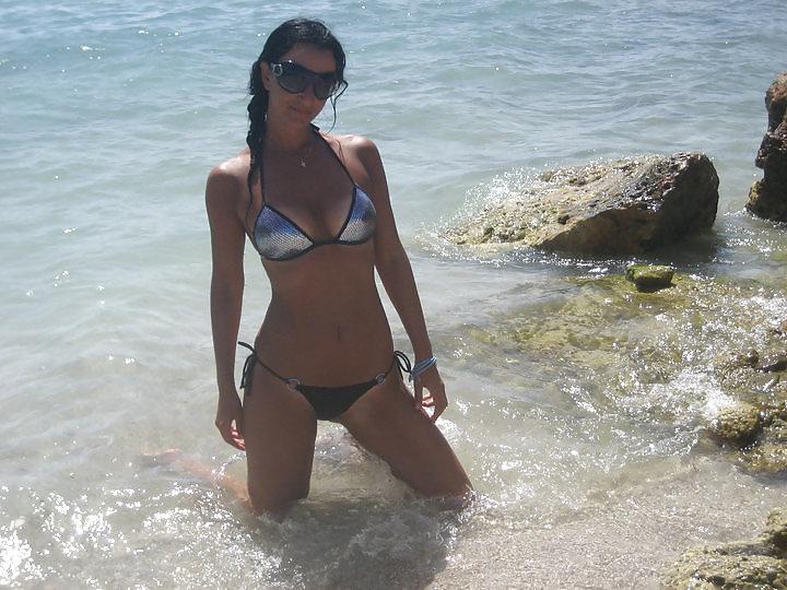 10P Greek Girl Dj01 