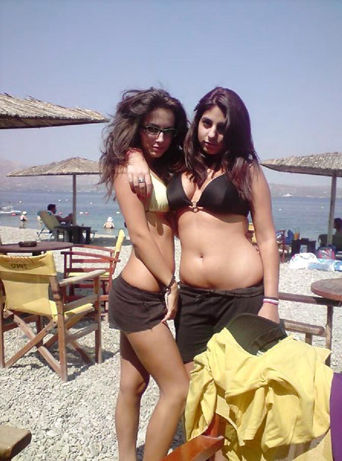 9P Greek girl: Maria