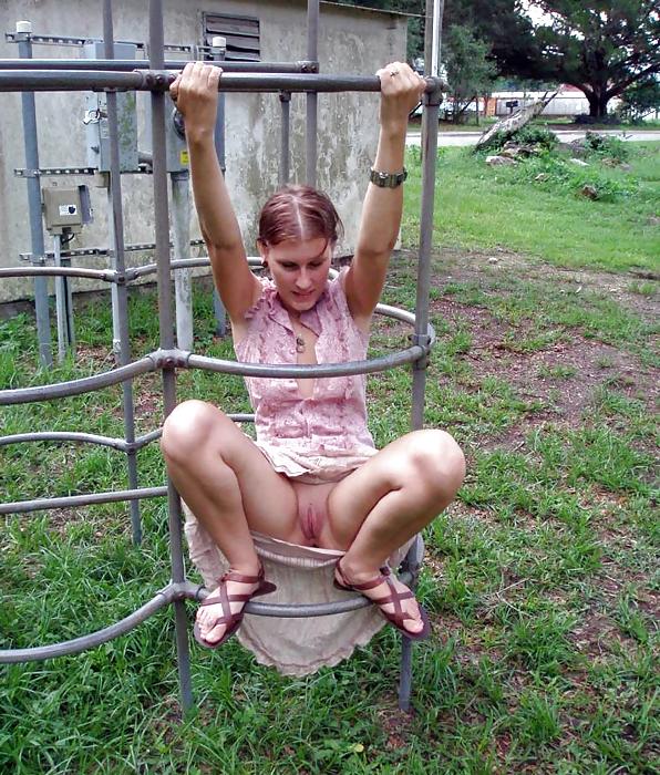 15P Upskirt No Pants 20