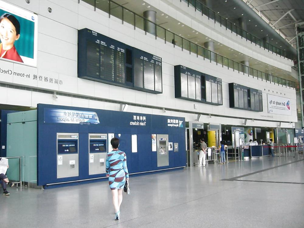 12P Upskirt in Hong Kong
