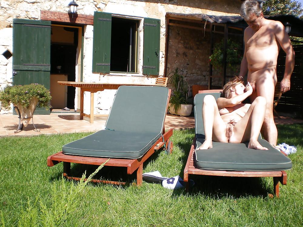 25P Amateurs, Matures and MILFS Couples 10
