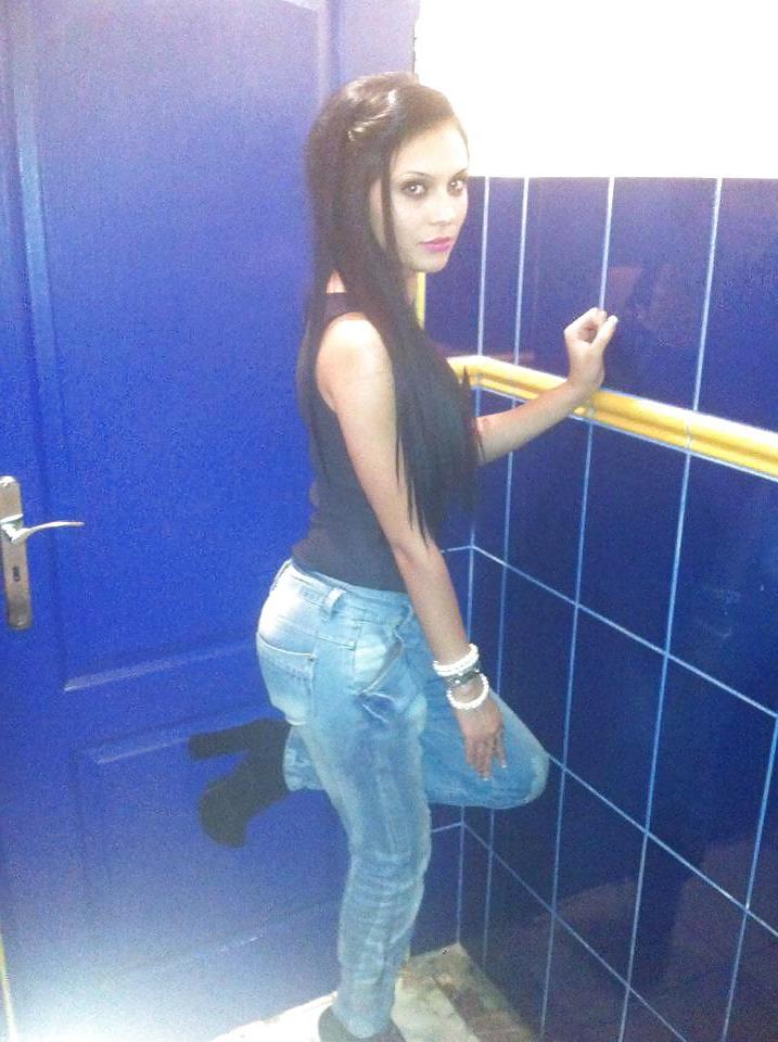 9P Romanian girl: Diana