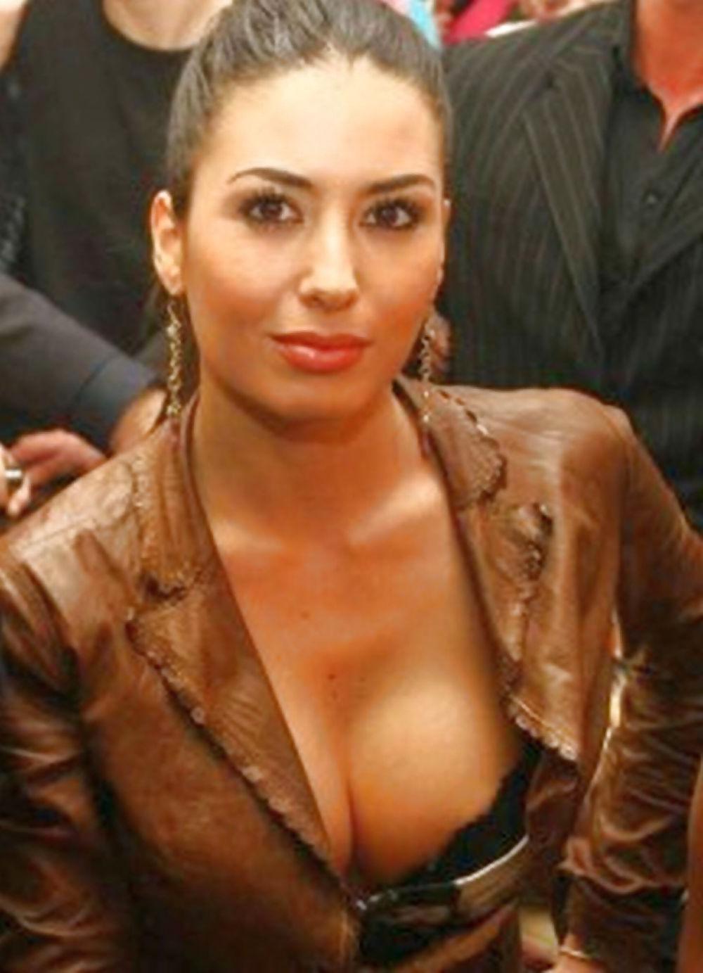 15P She ain't a pornstar: Elisabetta Gregoraci