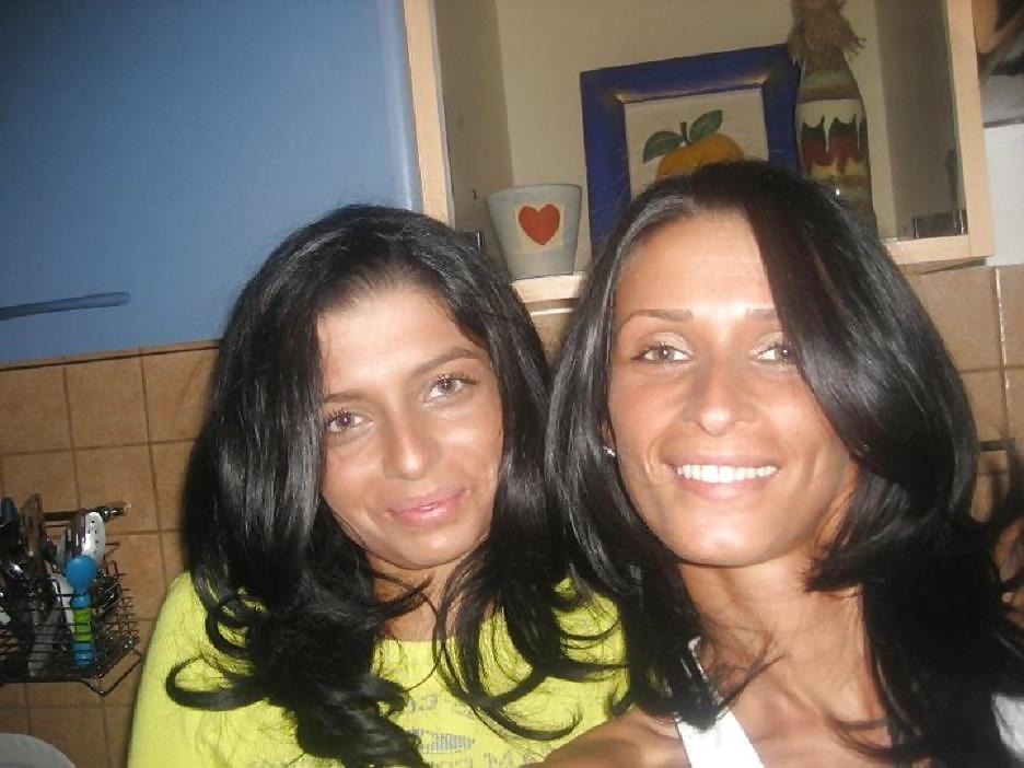 25P Romanian girl: mari