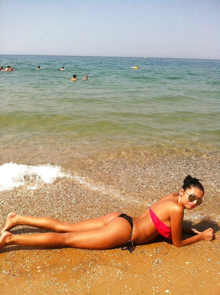 25P Romanian girl: mari
