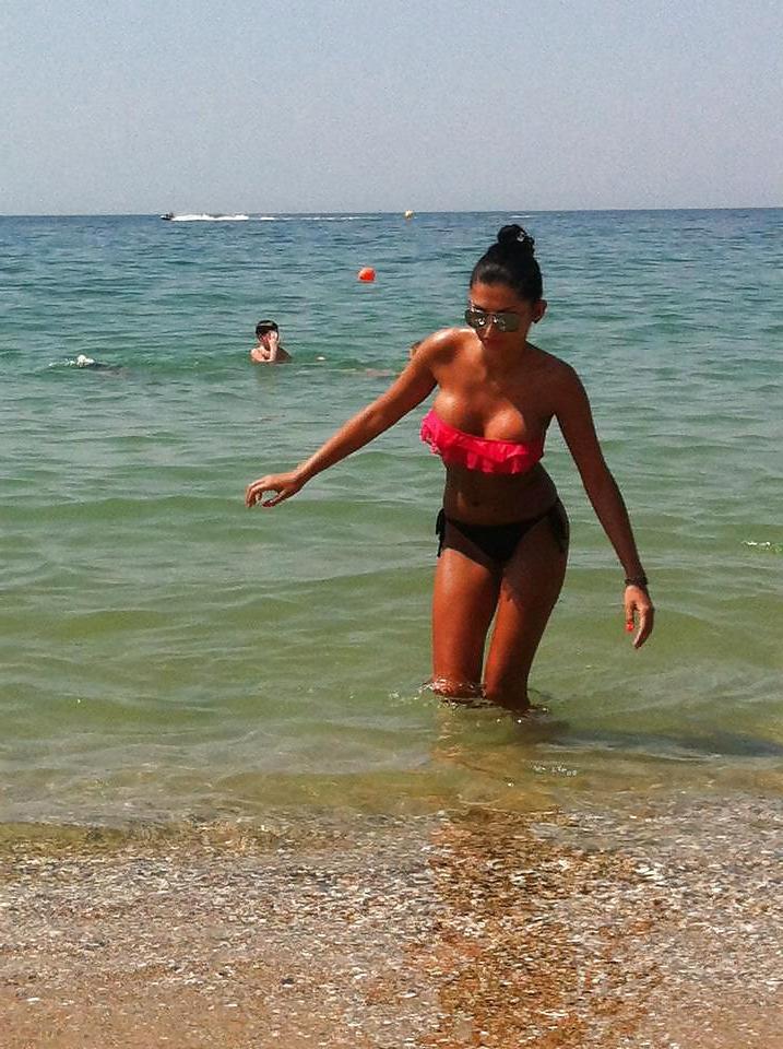 25P Romanian girl: mari