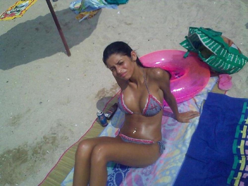 25P Romanian girl: mari